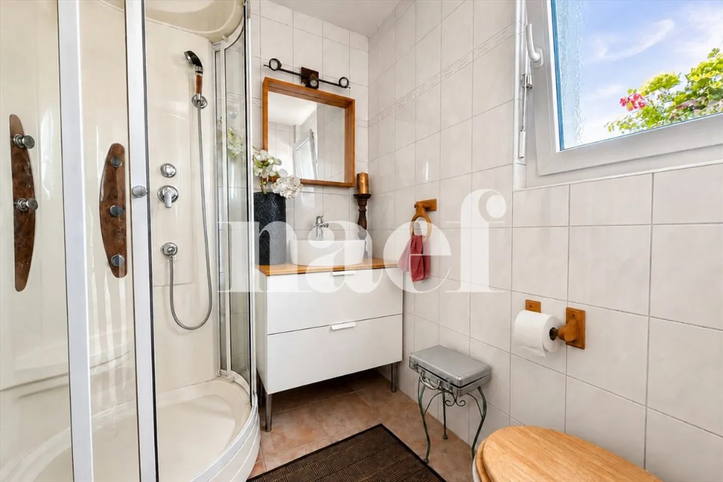 6.5-room semi-detached house in a quiet residential area for sale in Collombey-Muraz - Photo 10 of 13