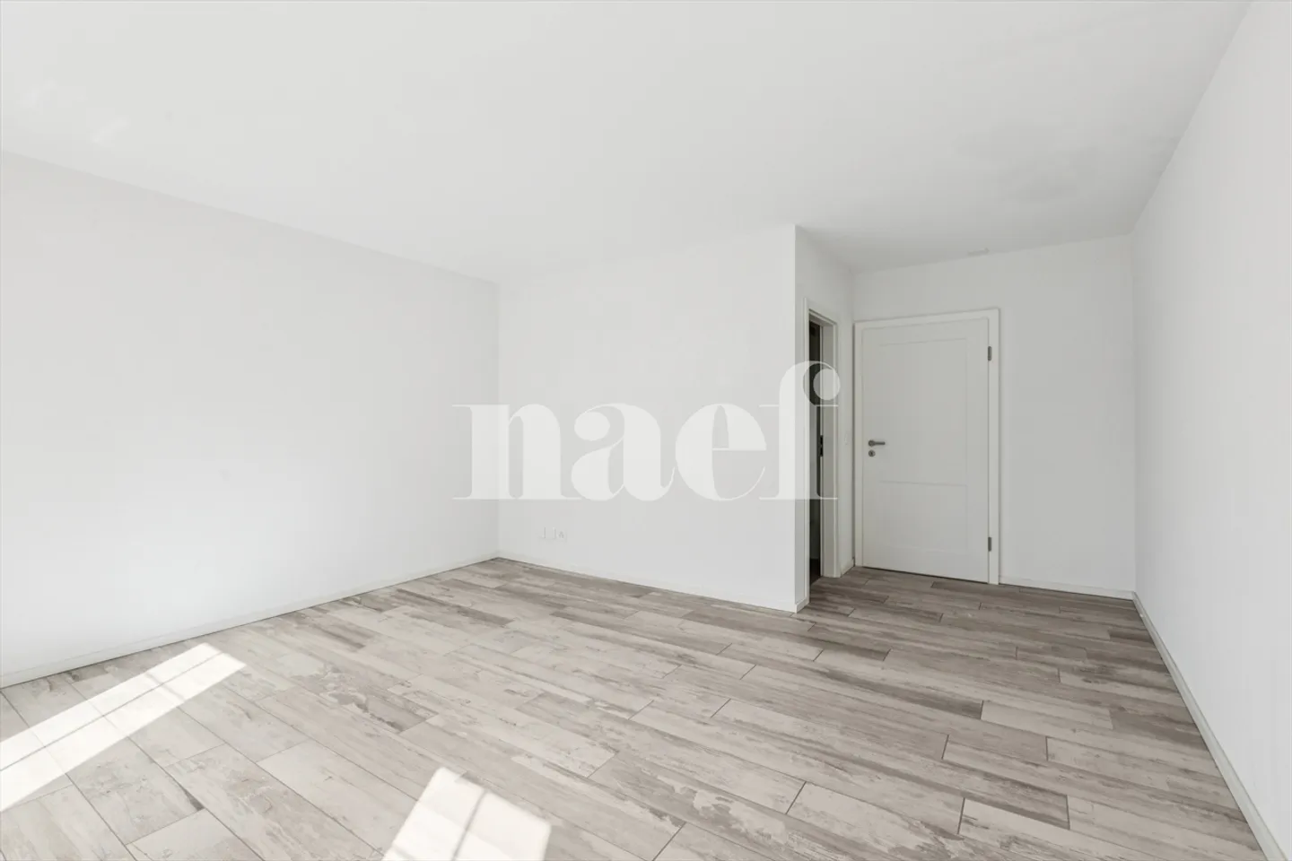 Appartement Rénové Charmant - Photo 5 sur 12