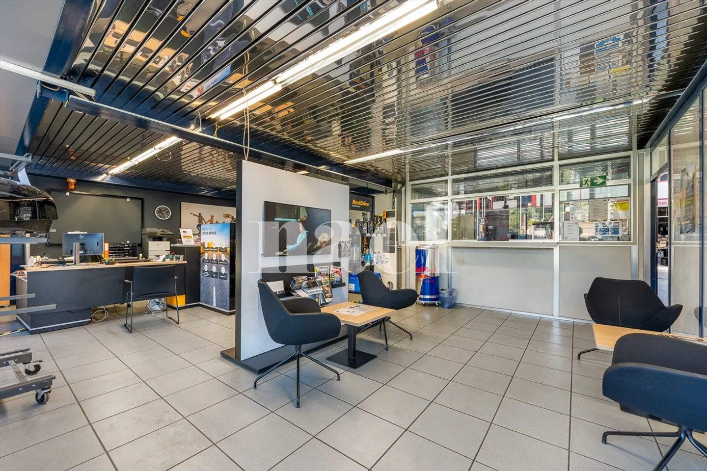 Garage mit Empfang, Werkstatt und Lagerräumen zu verkaufen in Givisiez - Foto 2 von 12