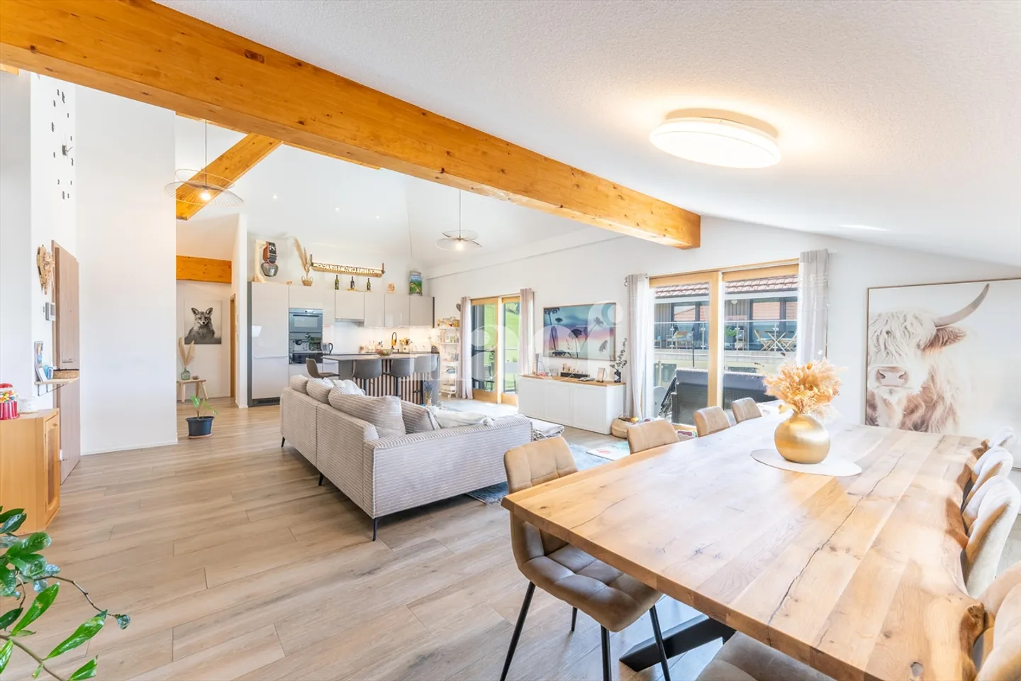 Spacieux appartement de 4.5 pièces en attique avec balcon à vendre à Prez-vers-Siviriez - Foto 2 von 12