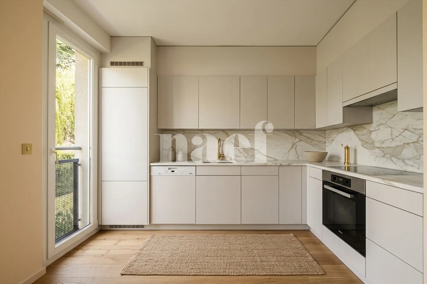 7-Zimmer-Wohnung in der Nähe internationaler Organisationen - Foto 5 von 13