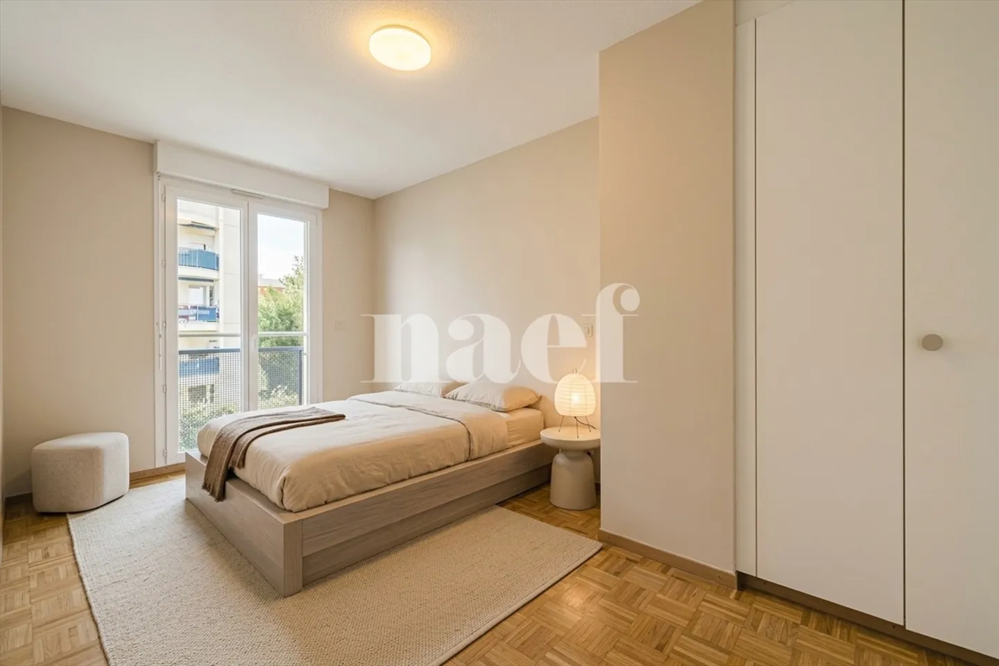 7-Zimmer-Wohnung in der Nähe internationaler Organisationen - Foto 9 von 13