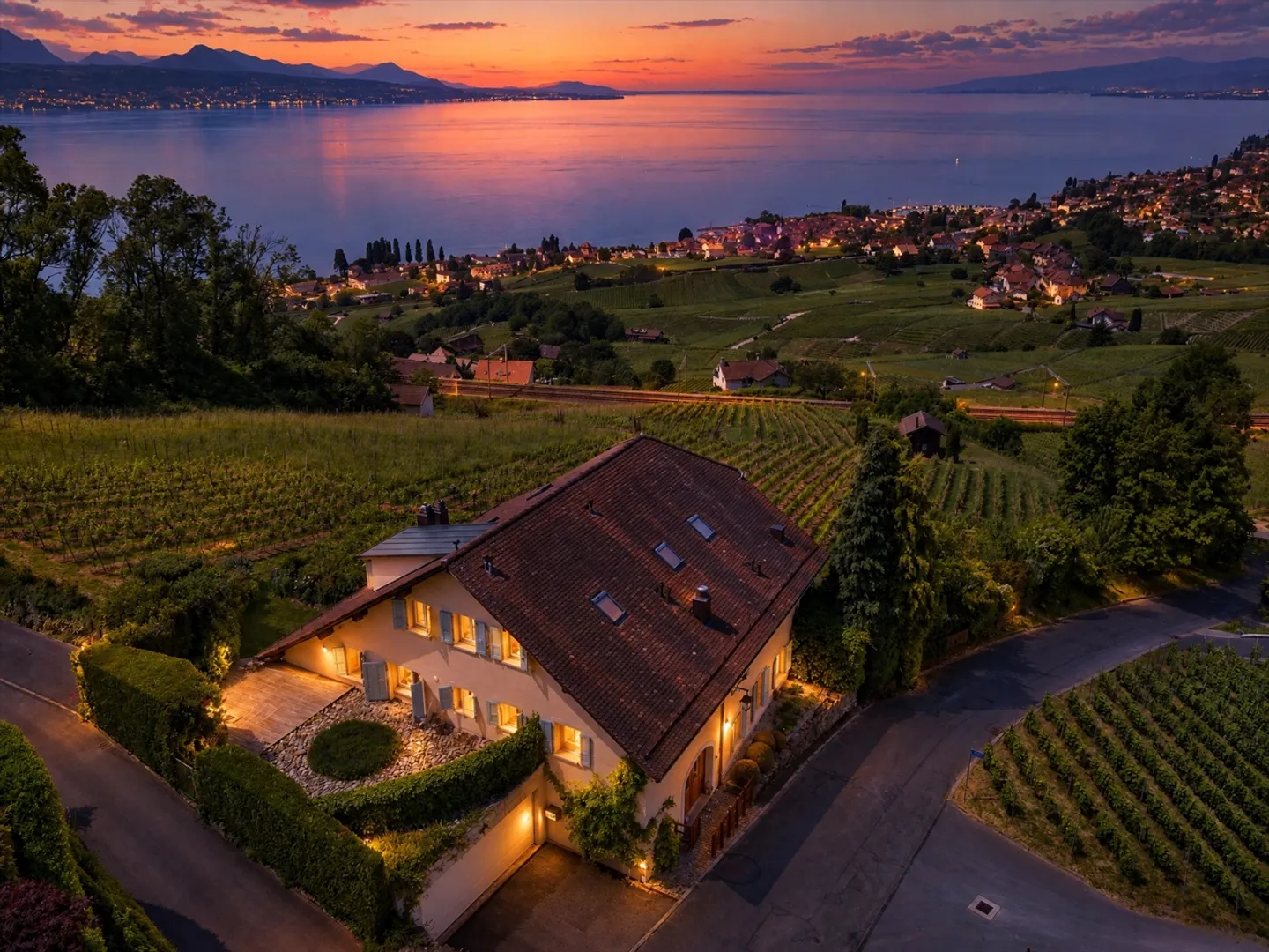 Exceptional residence in the heart of Lavaux - Photo 1 of 13