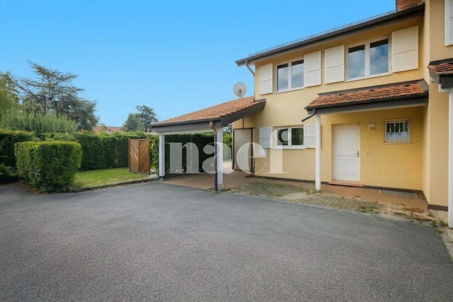 Familienvilla mit privatem Garten in Genthod - Foto 2 von 11