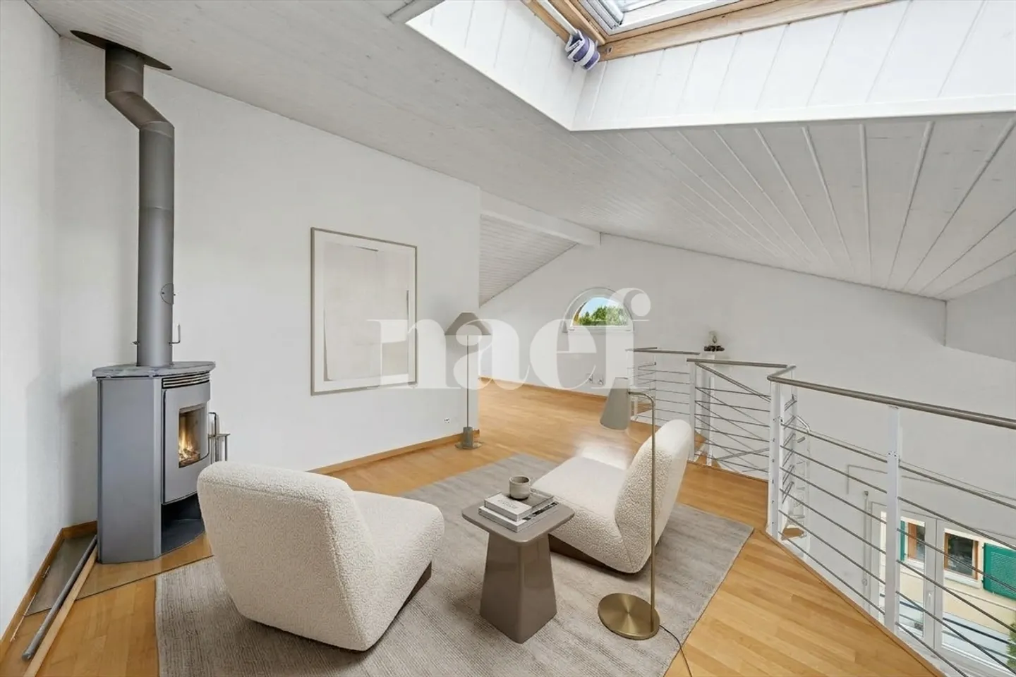 4.5-room apartment + mezzanine in the heart of Prangins - Photo 5 of 5
