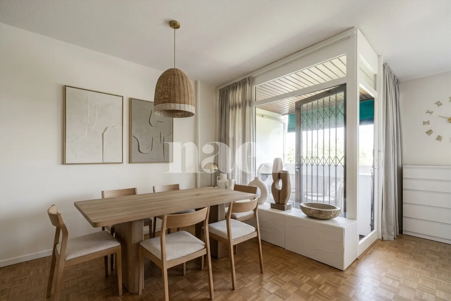 Appartement Charmant avec Balcon - Photo 4 sur 12