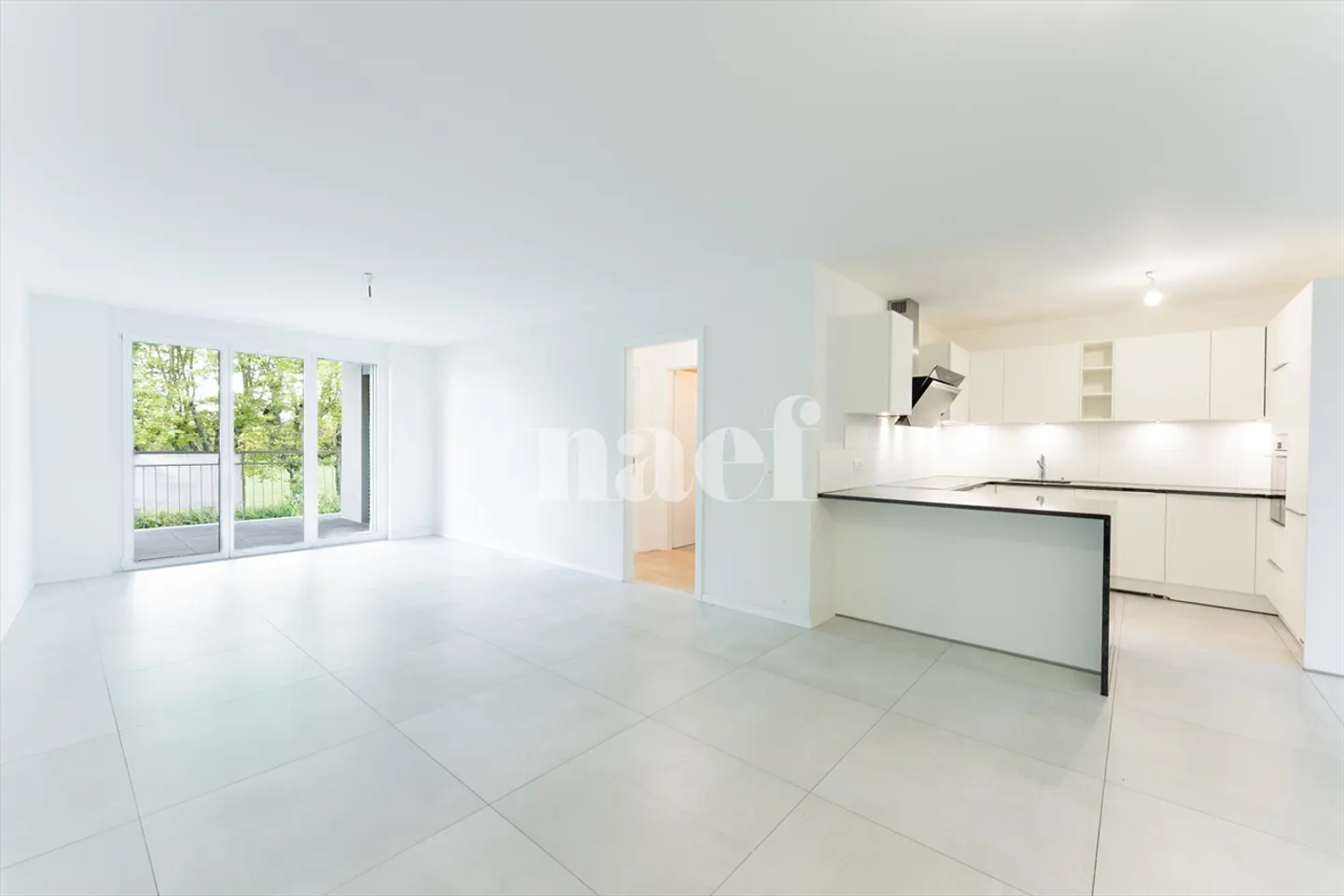 Schöne 4,5-Zimmer-Wohnung im 1. Stock mit 2 Balkonen zu verkaufen in Payerne - Foto 5 von 13