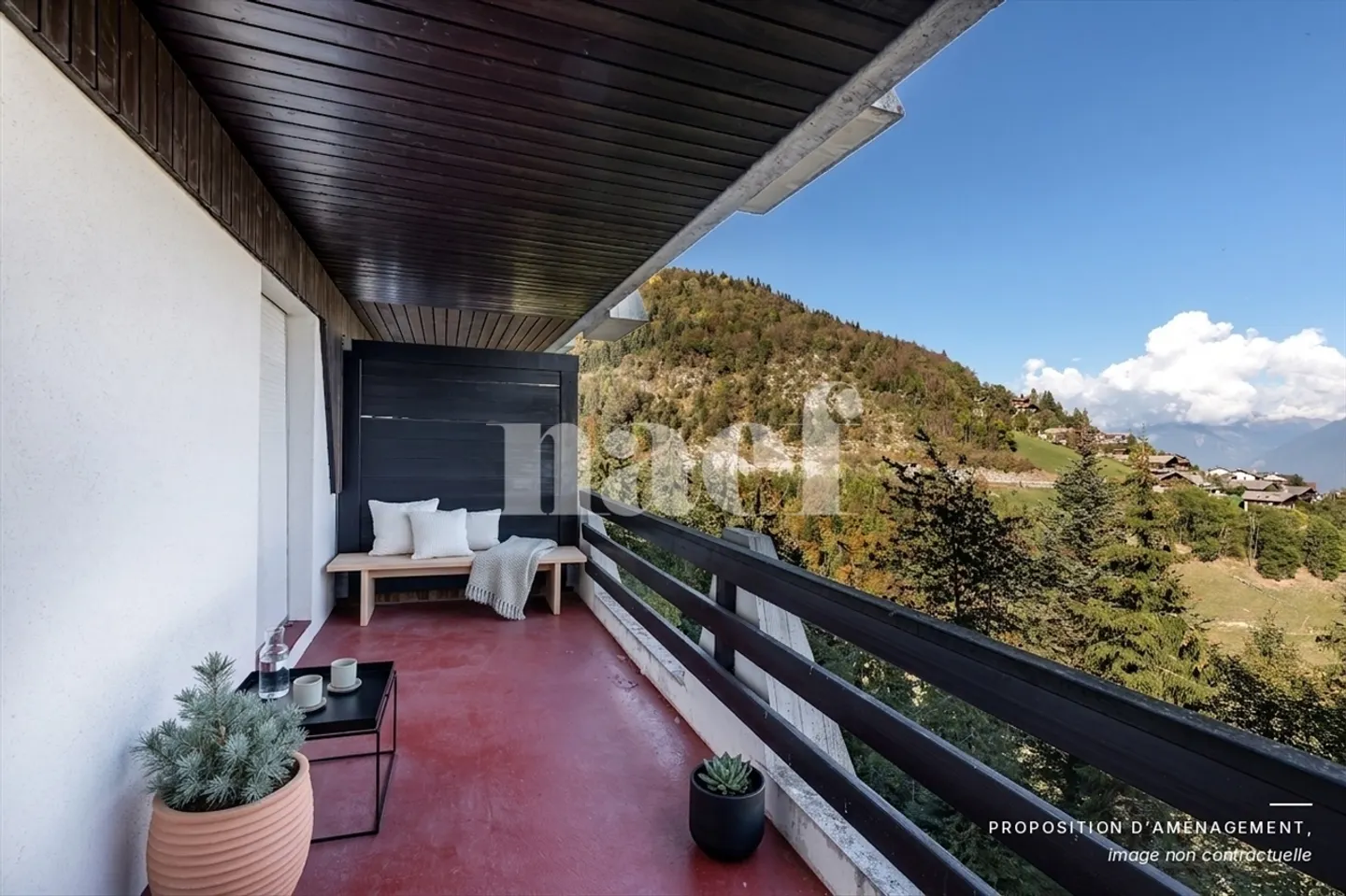 Appartement Charmant avec Vue Panoramique - Photo 2 sur 11