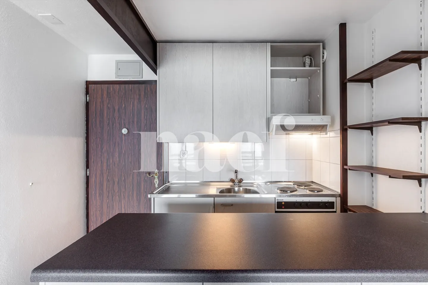 Appartement Charmant avec Vue Panoramique - Photo 9 sur 11