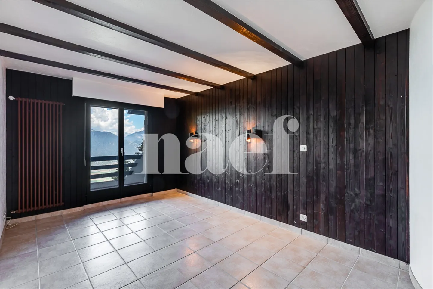 Appartement Charmant avec Vue Panoramique - Photo 7 sur 11