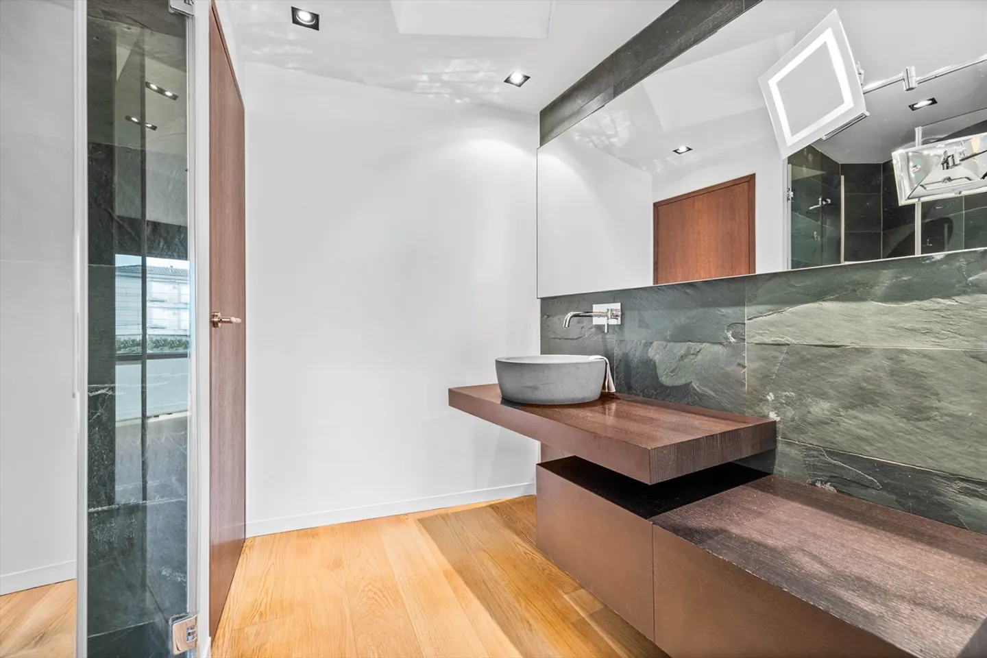 Attique contemporain avec vues - Photo 6 sur 10