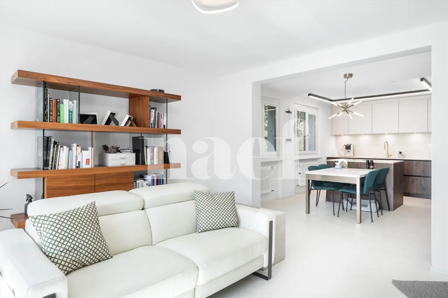 Exclusive! Bright fully renovated 4.5-room apartment for sale in the heart of Vevey - Photo 5 of 12