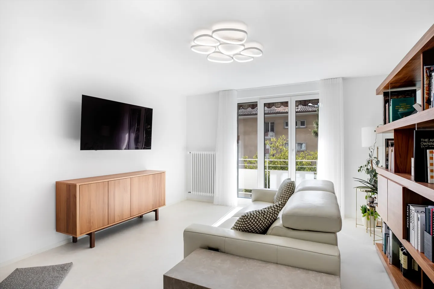 Exclusive! Bright fully renovated 4.5-room apartment for sale in the heart of Vevey - Photo 7 of 12
