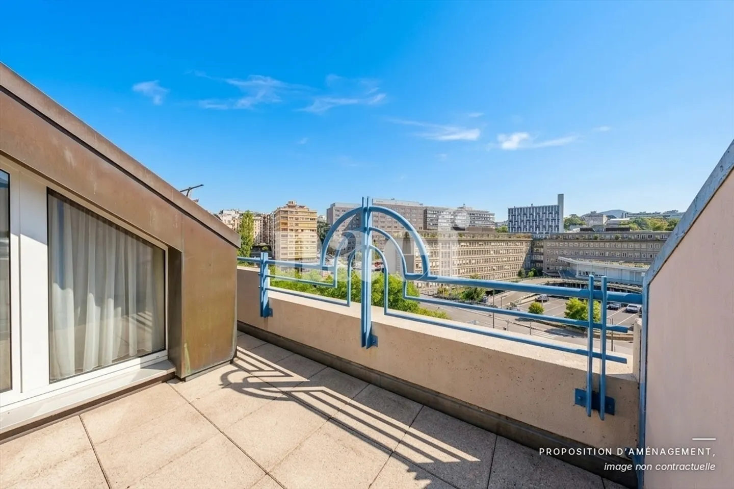 Helle Wohnung im 6. Stock mit schöner Terrasse - Foto 1 von 9