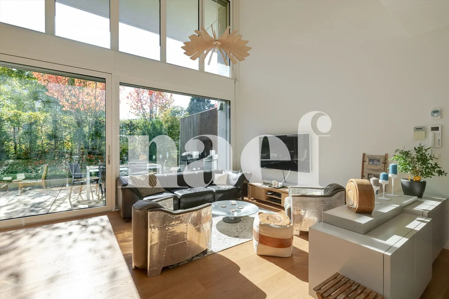 Superb 5.5-room duplex with terrace and exclusive amenities - Photo 1 of 13