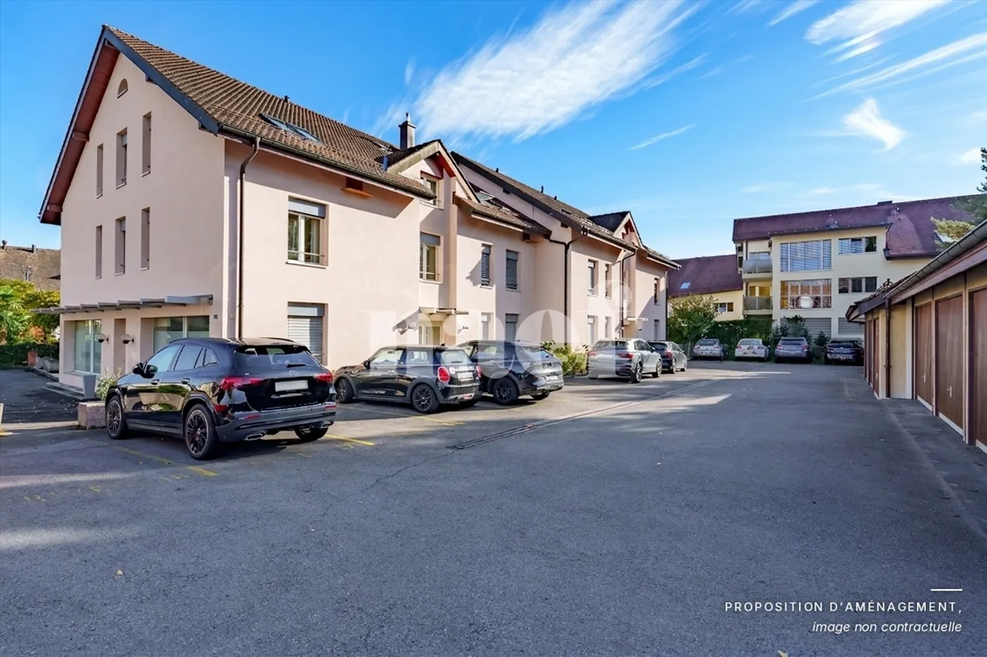In esclusiva: Appartamento di 4,5 locali nel centro del villaggio - Foto 2 di 5
