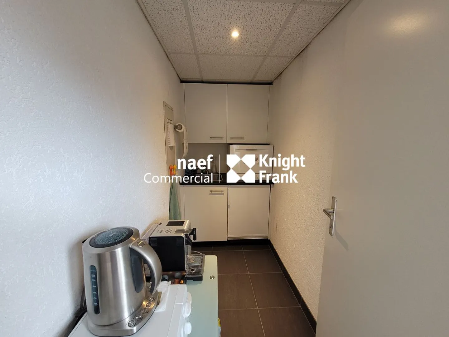 Acacias - Bureau de 117 m² avec terrasse - Photo 7 sur 9