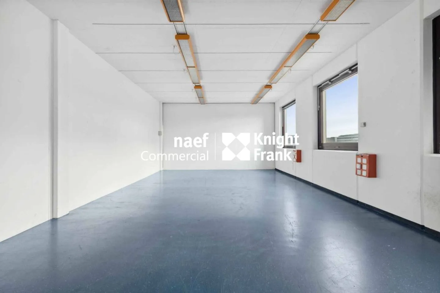 Superficie di 430 m² nella zona industriale ZIMEYSA di Meyrin - Foto 9 di 12