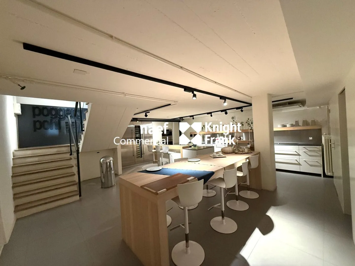 Magnifica arcade su 3 livelli con uffici - Carouge - Foto 4 di 7