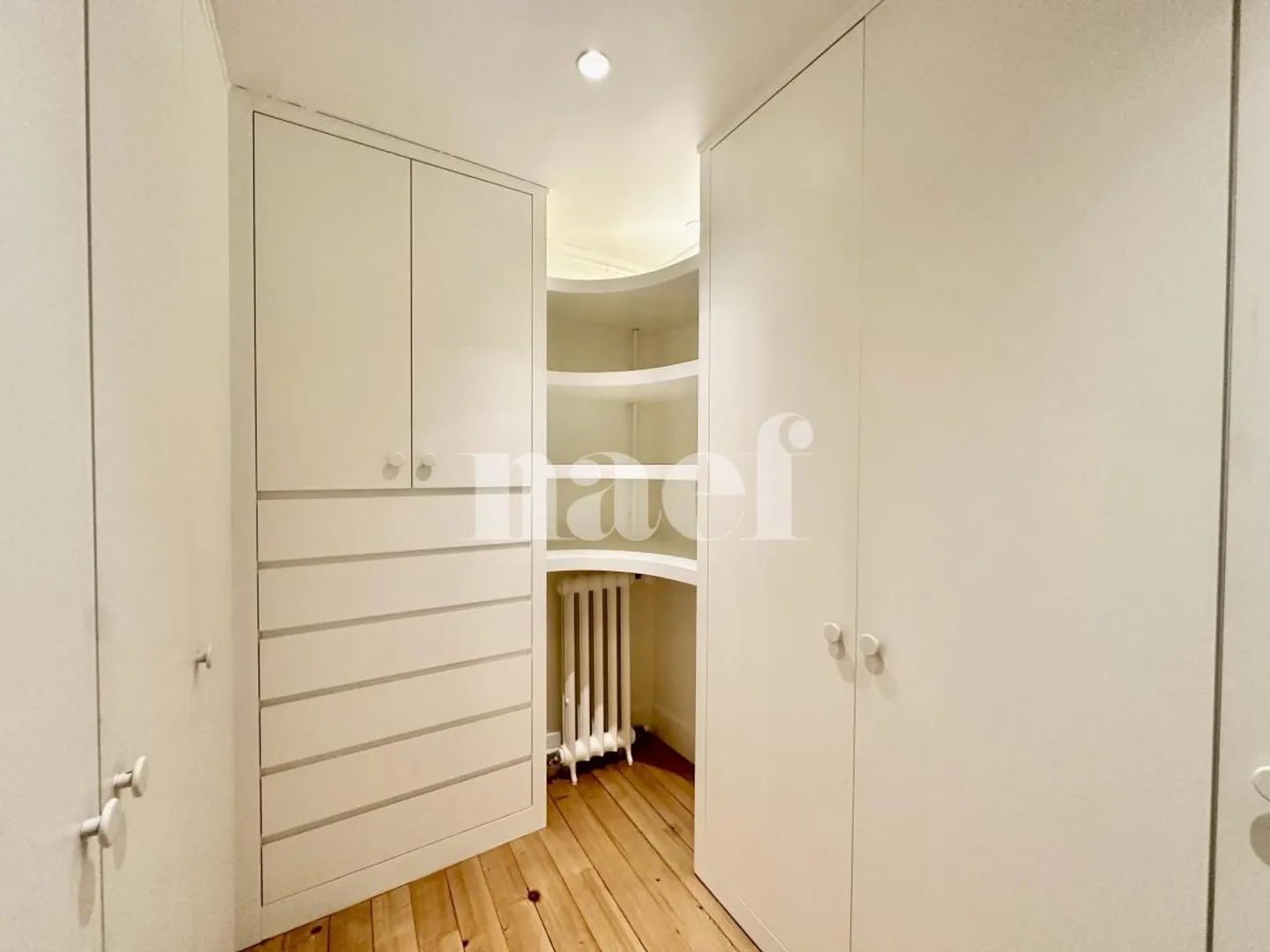 Città vecchia, oggetto raro, appartamento di charme con giardino e padiglione - Foto 8 di 13