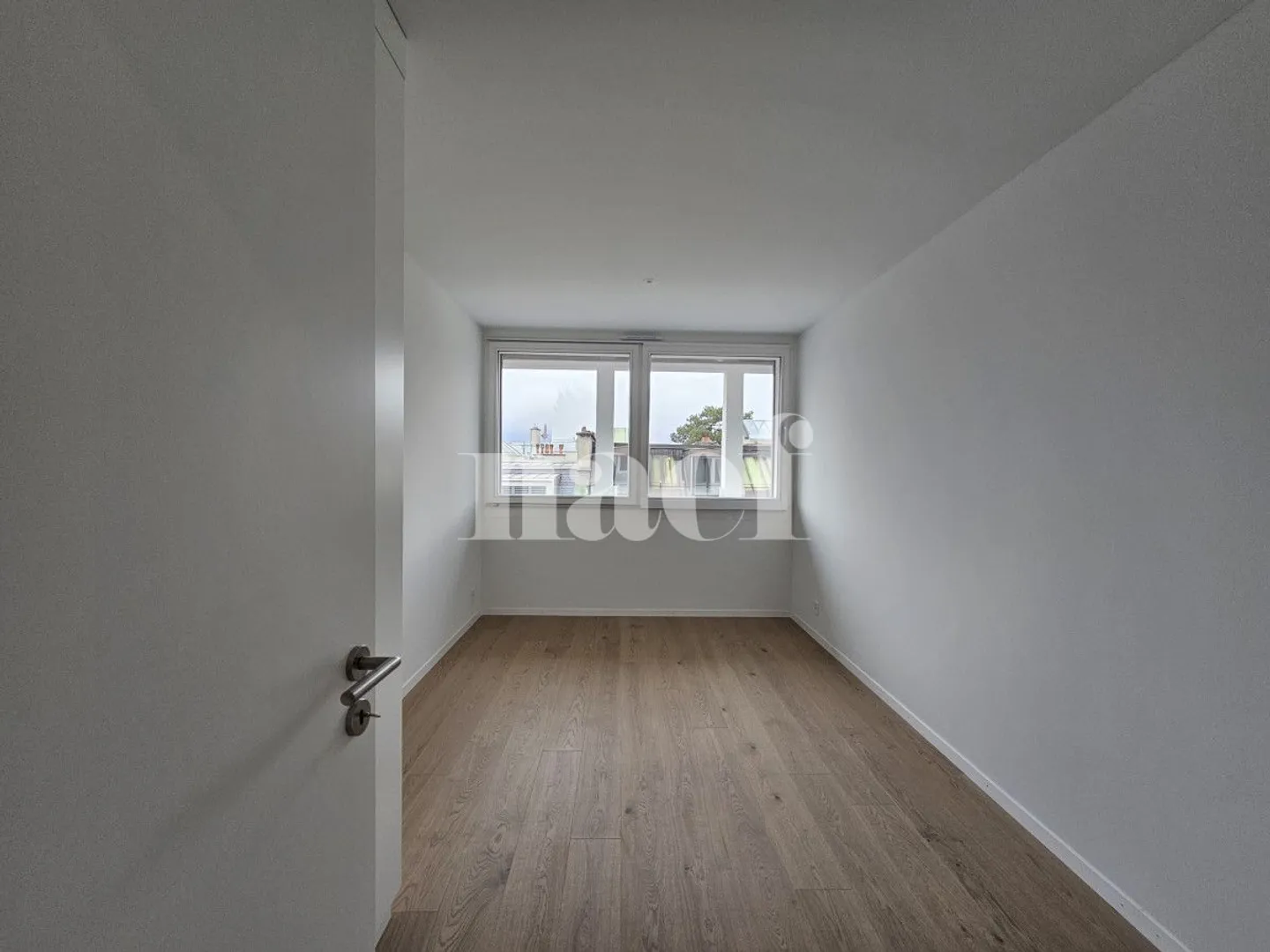 New Apartment in Eaux-Vives - Photo 5 of 12