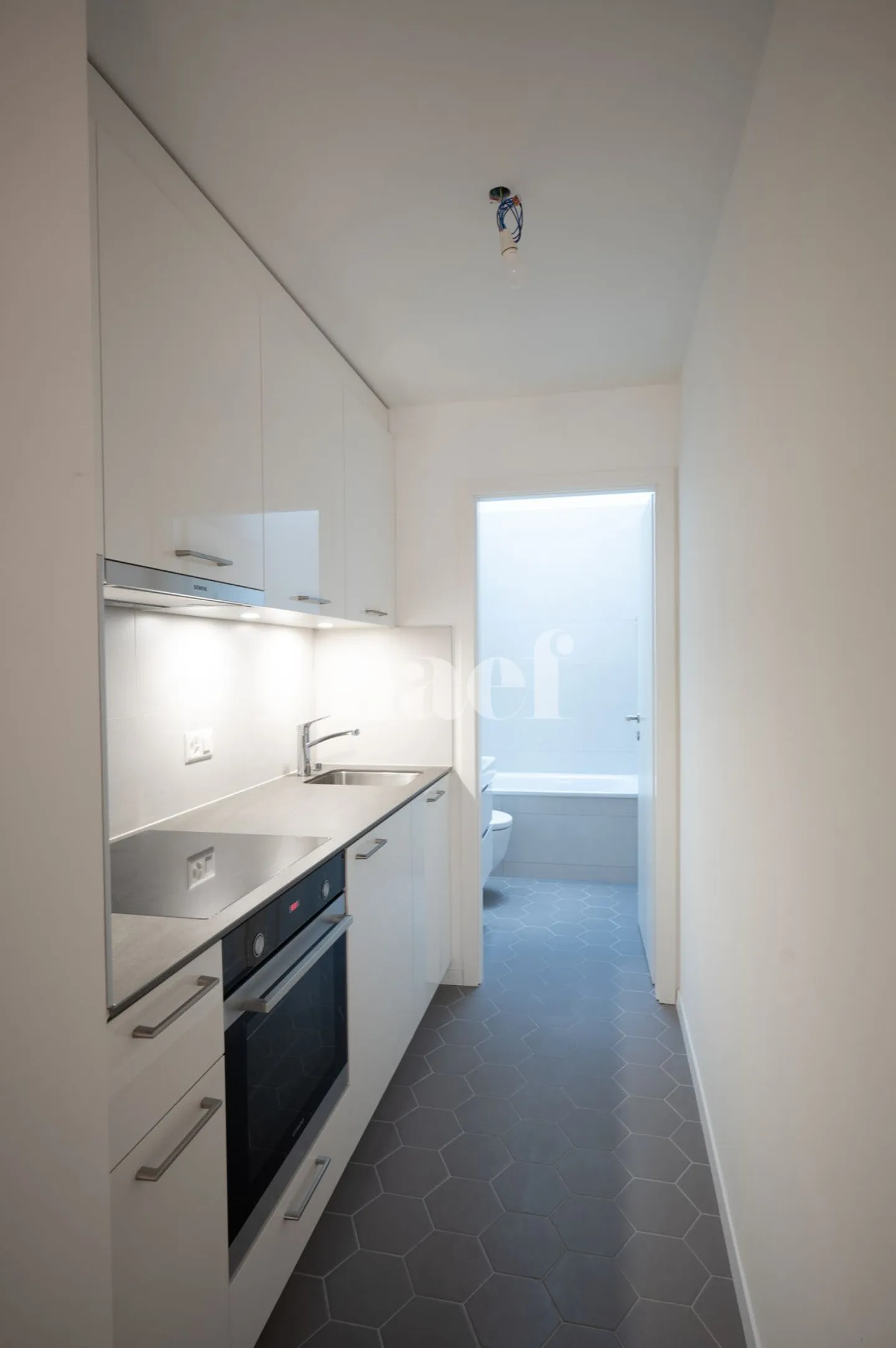 Studio im 2. Stock - Foto 1 von 3