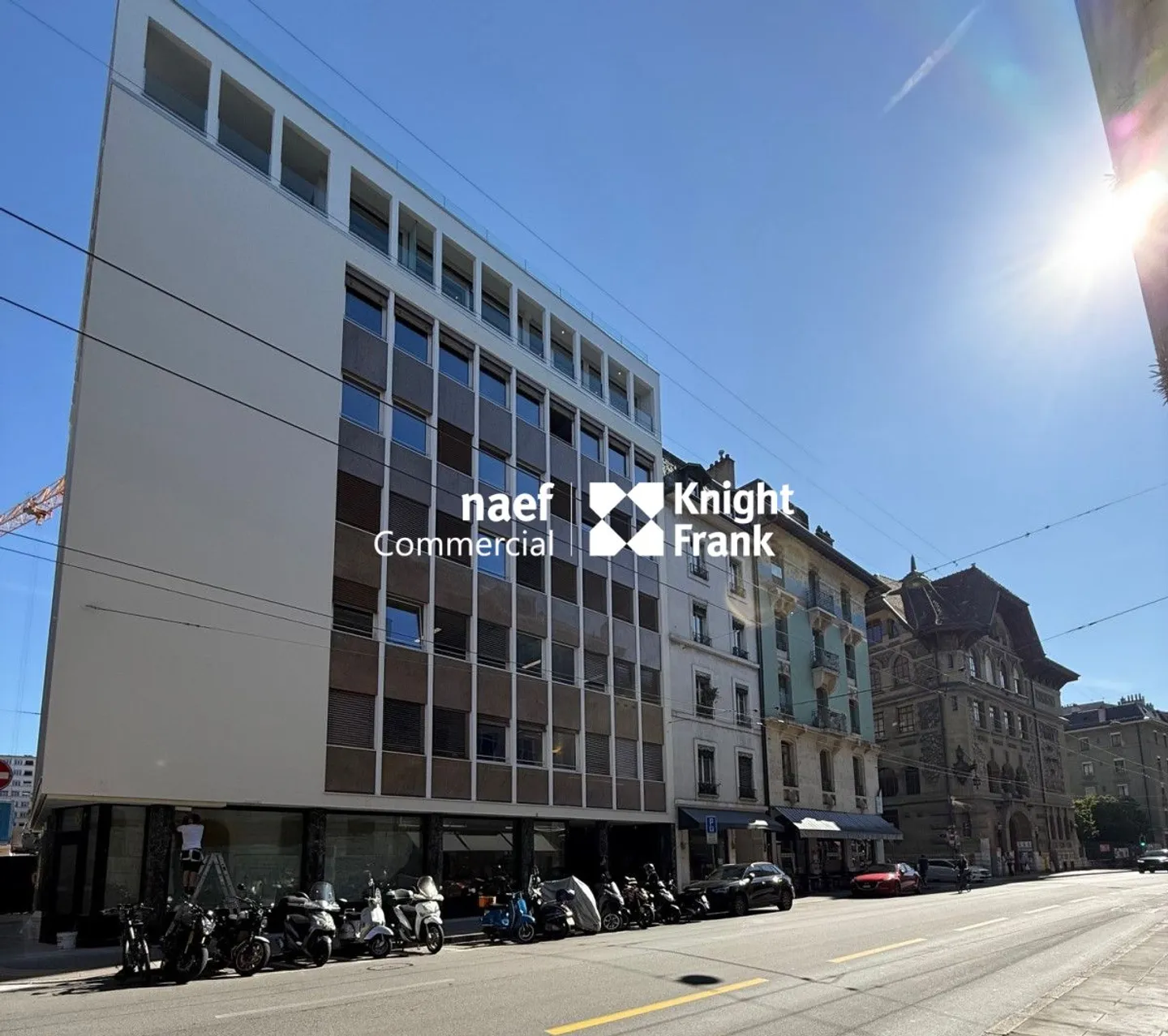 Eaux-Vives : bureaux d'env 241m2 à louer - Photo 1 sur 3