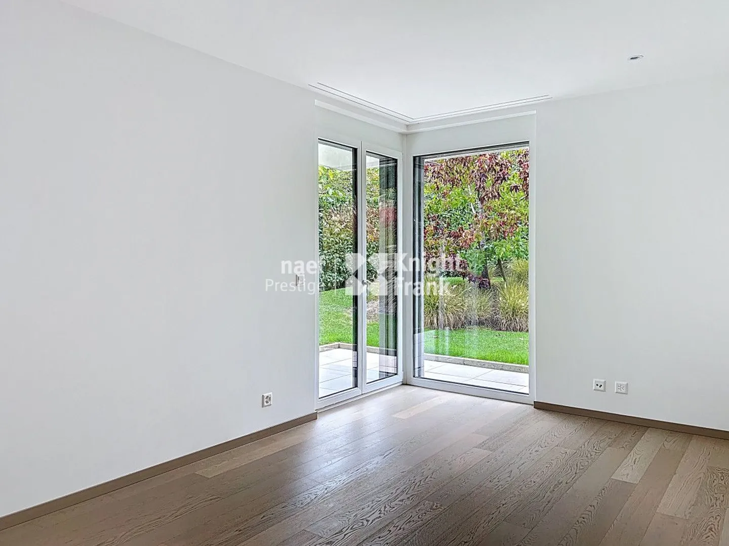 Bel appartement de standing avec jardin, terrasse et piscine privative - Photo 7 sur 11