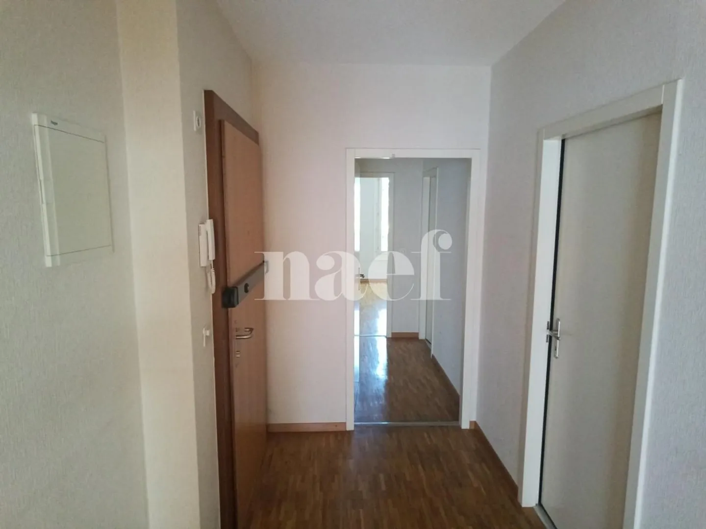 4-room apartment - Photo 2 of 9