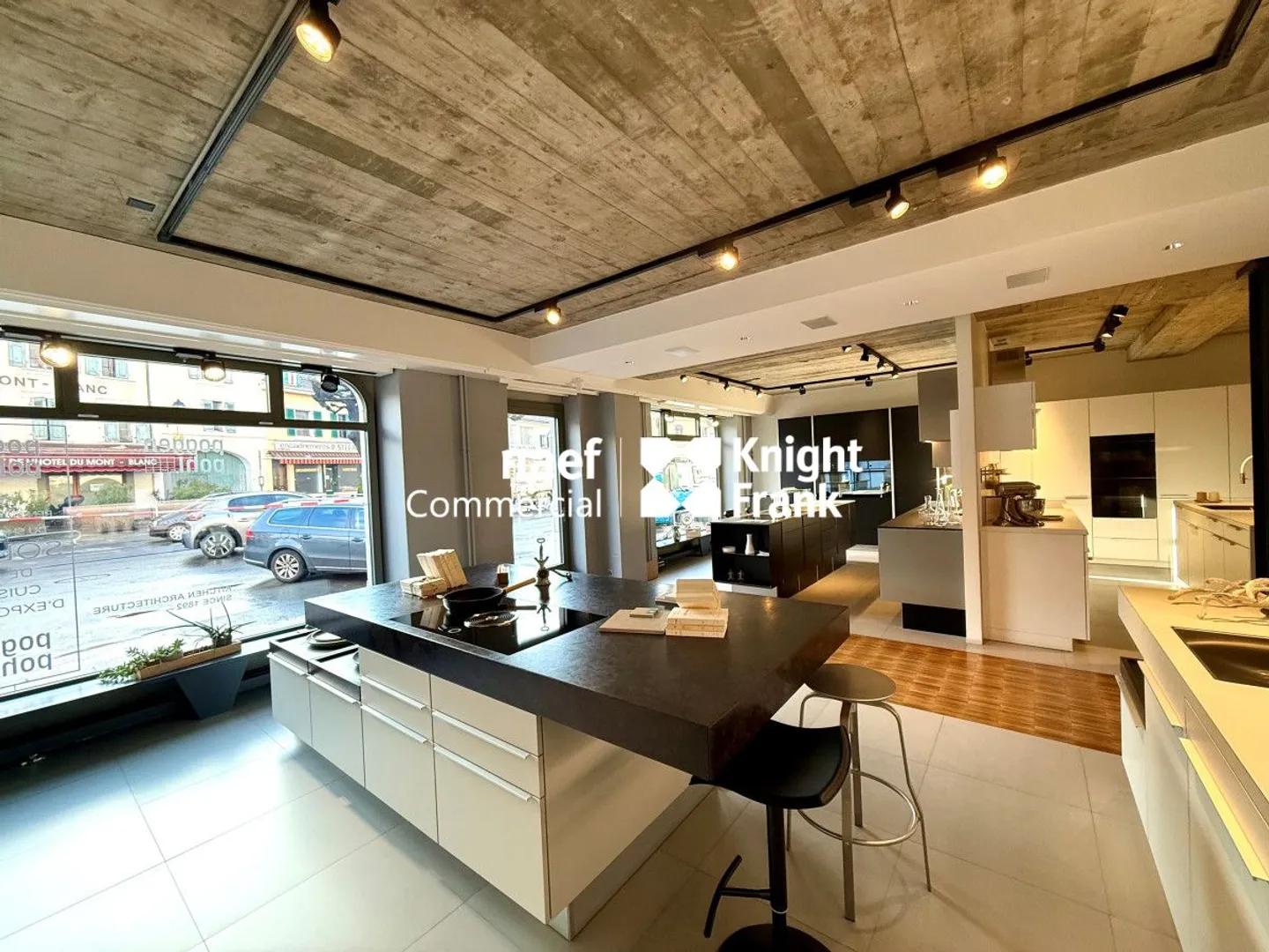 Magnifica arcade su 3 livelli con uffici - Carouge - Foto 2 di 7