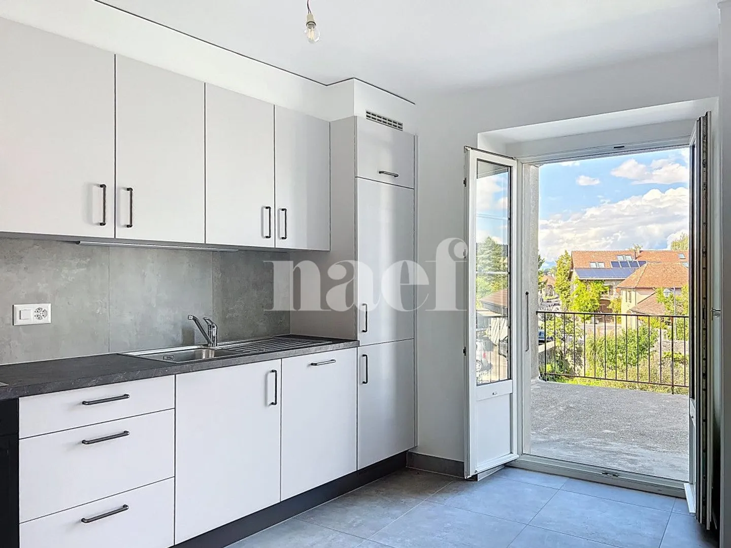 Bellissimo appartamento di 2 stanze completamente ristrutturato - Foto 4 di 6