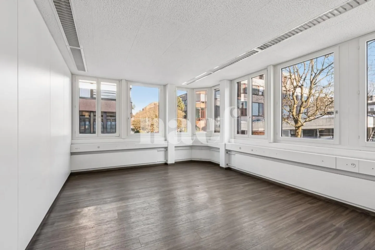 New commercial space available of 534 m2 - Photo 8 of 12