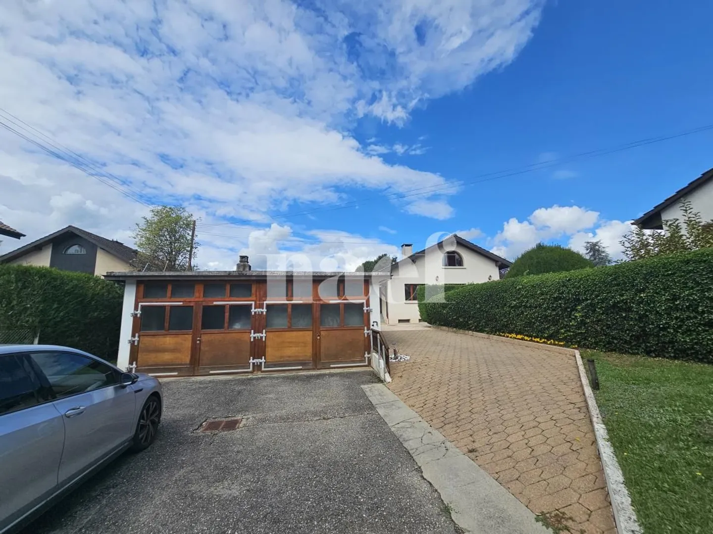 Charming 4.5 room semi-detached house in Aïre with garden and terrace - Photo 7 of 8