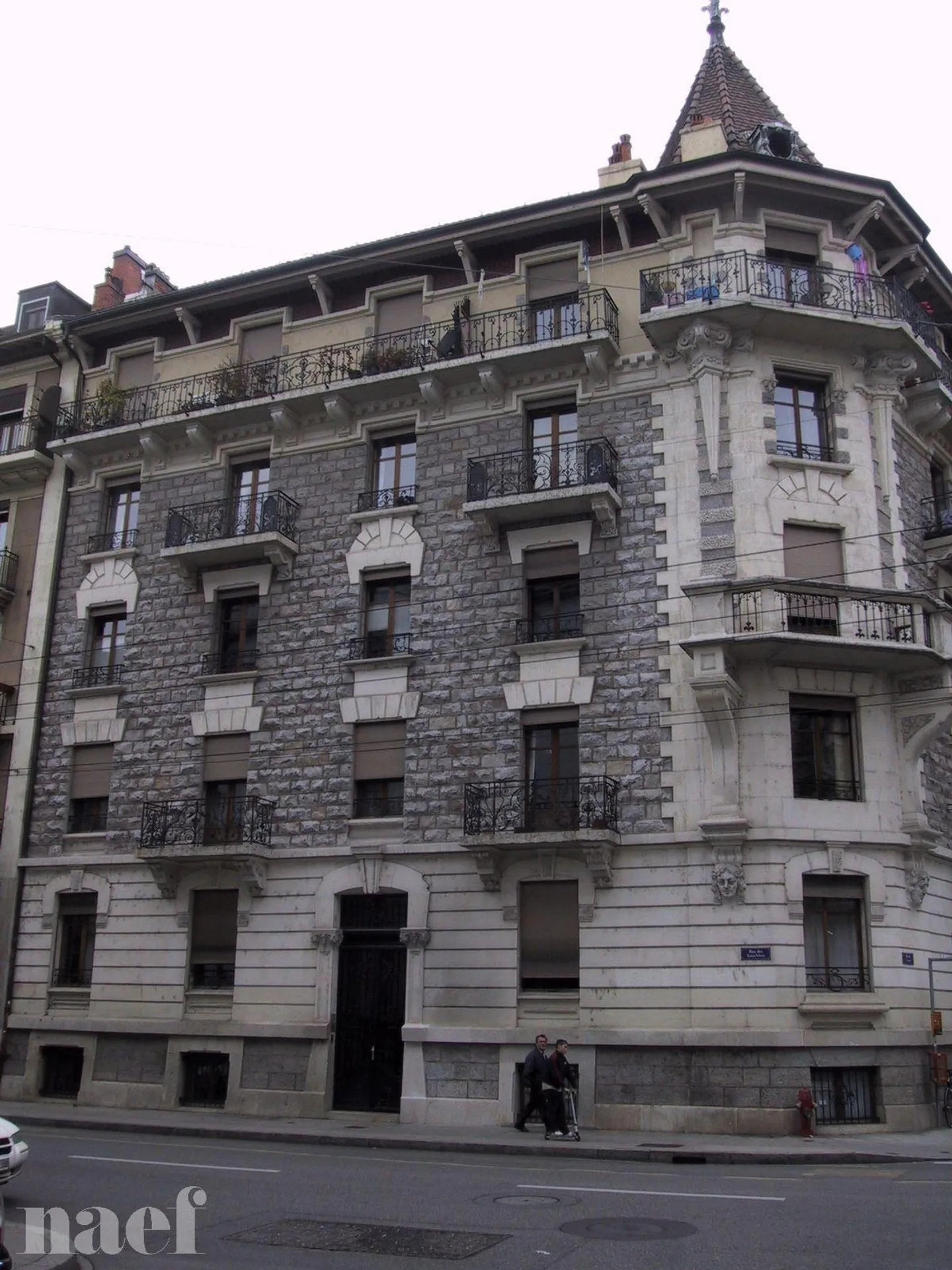 Bel appartement avec balcon - Photo 1 sur 5