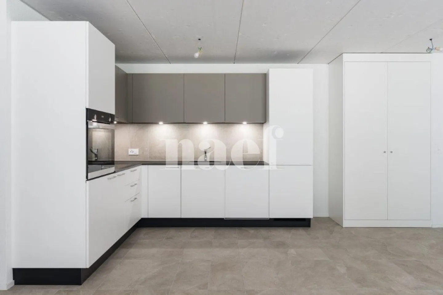 4.5 Room Apartment in New Building - Photo 6 of 12