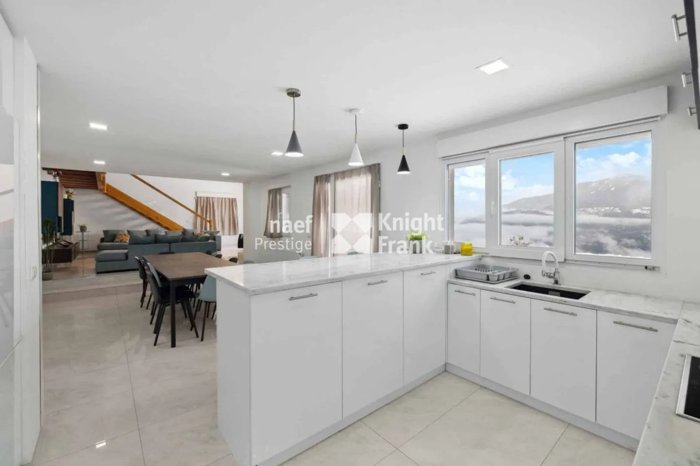 Magnificent 6.5-room villa - Photo 6 of 13