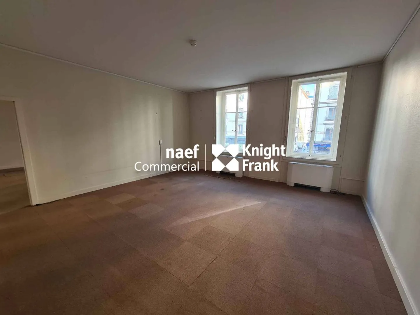 Chantepoulet - Bureau au 1er étage de 162 m² quartier dynamique - Photo 3 sur 4