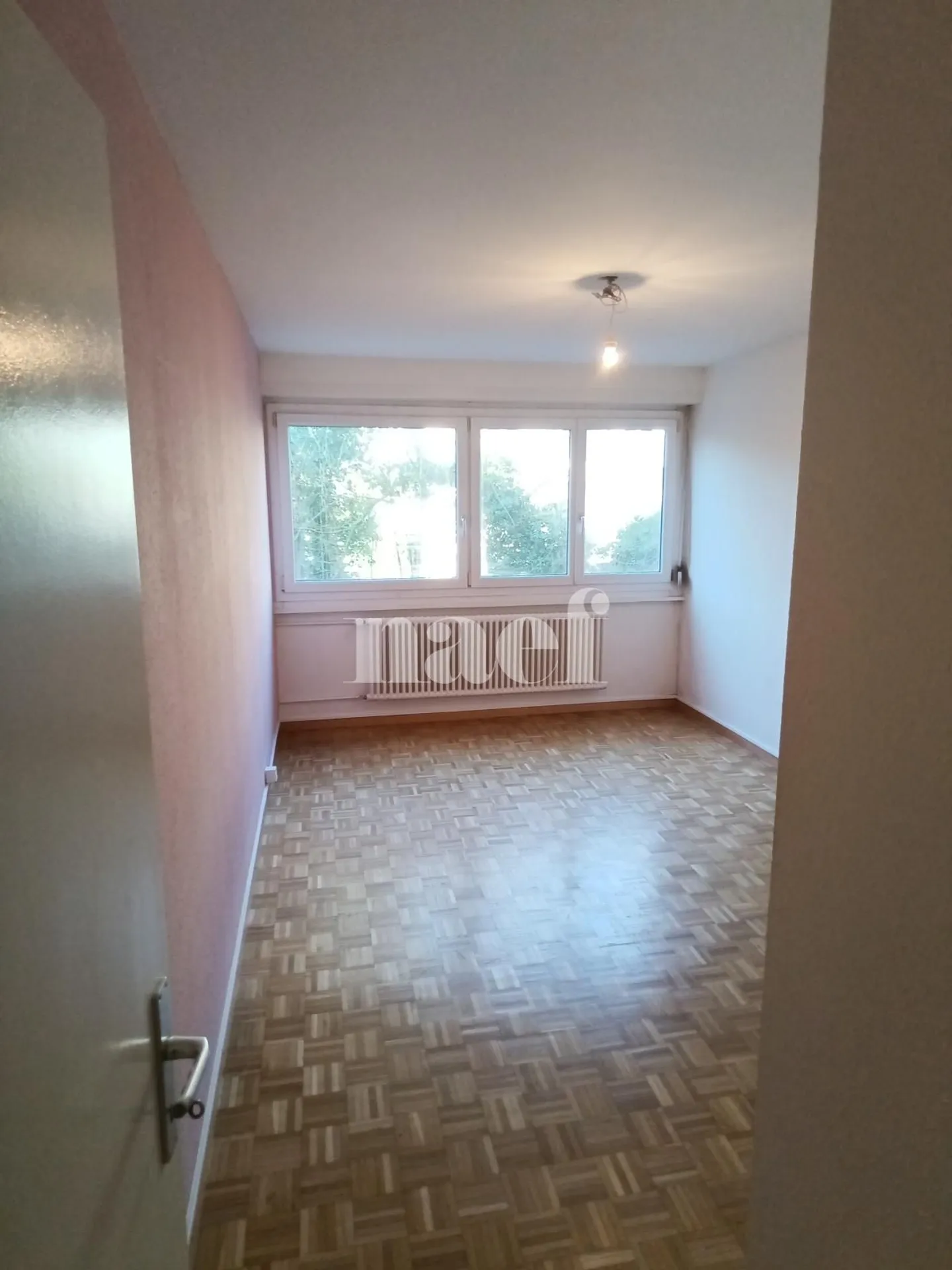 4-room apartment - Photo 3 of 7