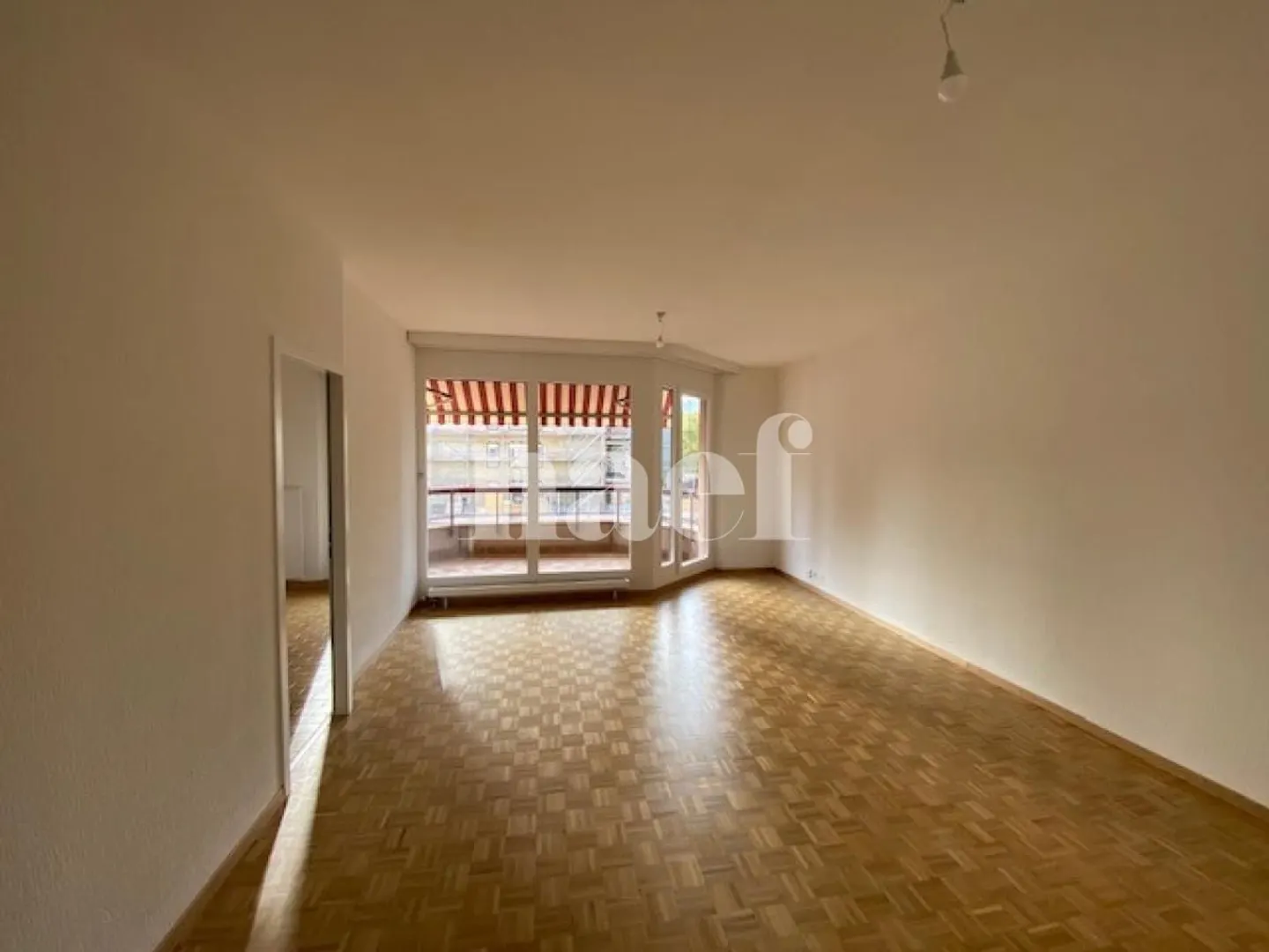 Wohnung mit Balkon! - Foto 4 von 10