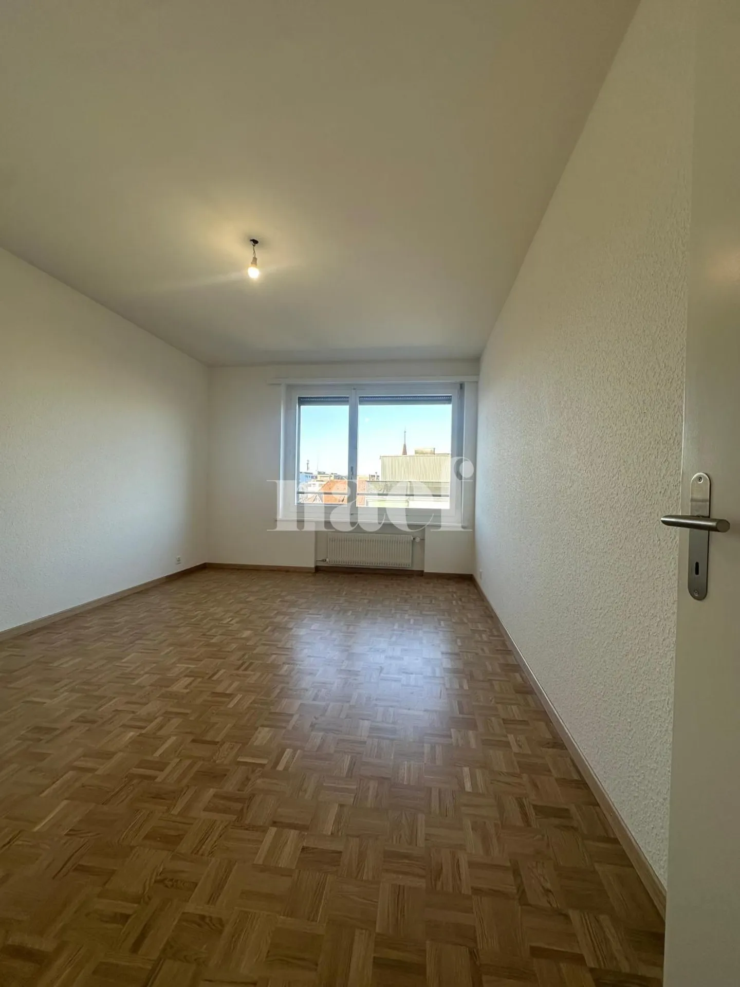 Renovierte 2,5-Zimmer-Wohnung in Chêne-Bourg - Foto 5 von 6