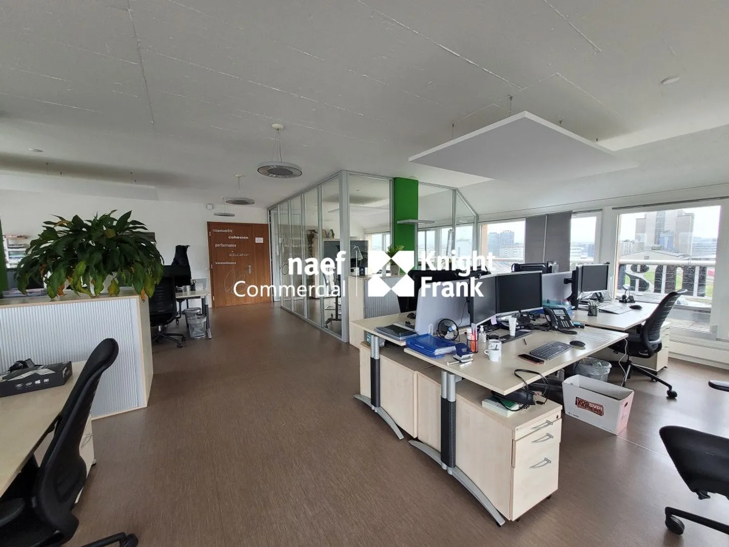 Acacias - Bureau de 117 m² avec terrasse - Photo 4 sur 9