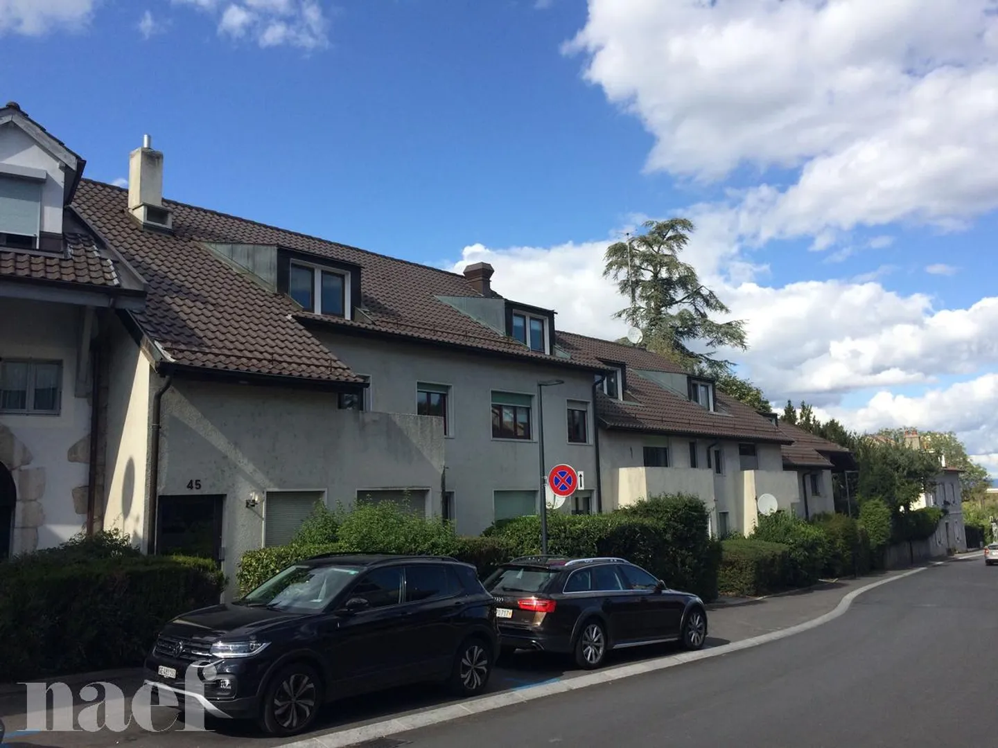 Place de parc intérieure à Grand-Saconnex - Photo 1 sur 1