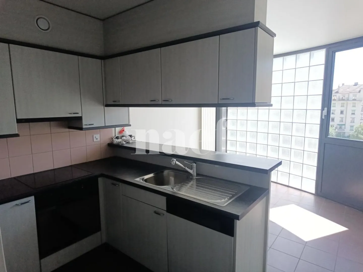 Appartamento di 3 locali - Foto 3 di 7