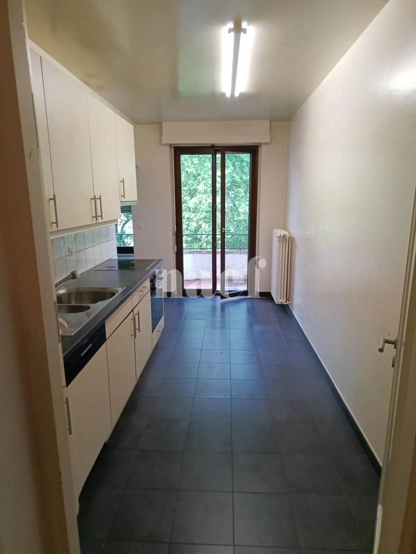 Ampio appartamento 6 locali - Foto 4 di 12