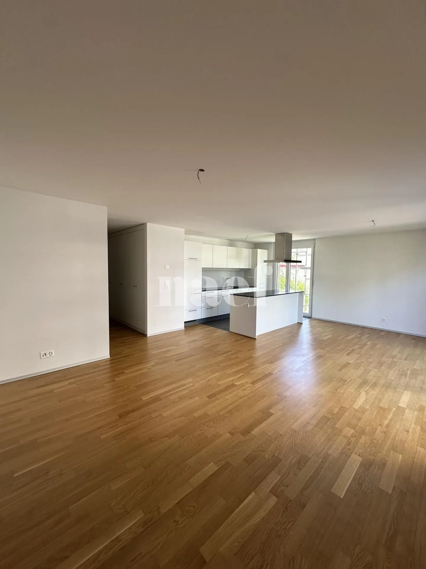 Appartement 3.5 pièces dans un immeuble récent - Photo 2 of 8