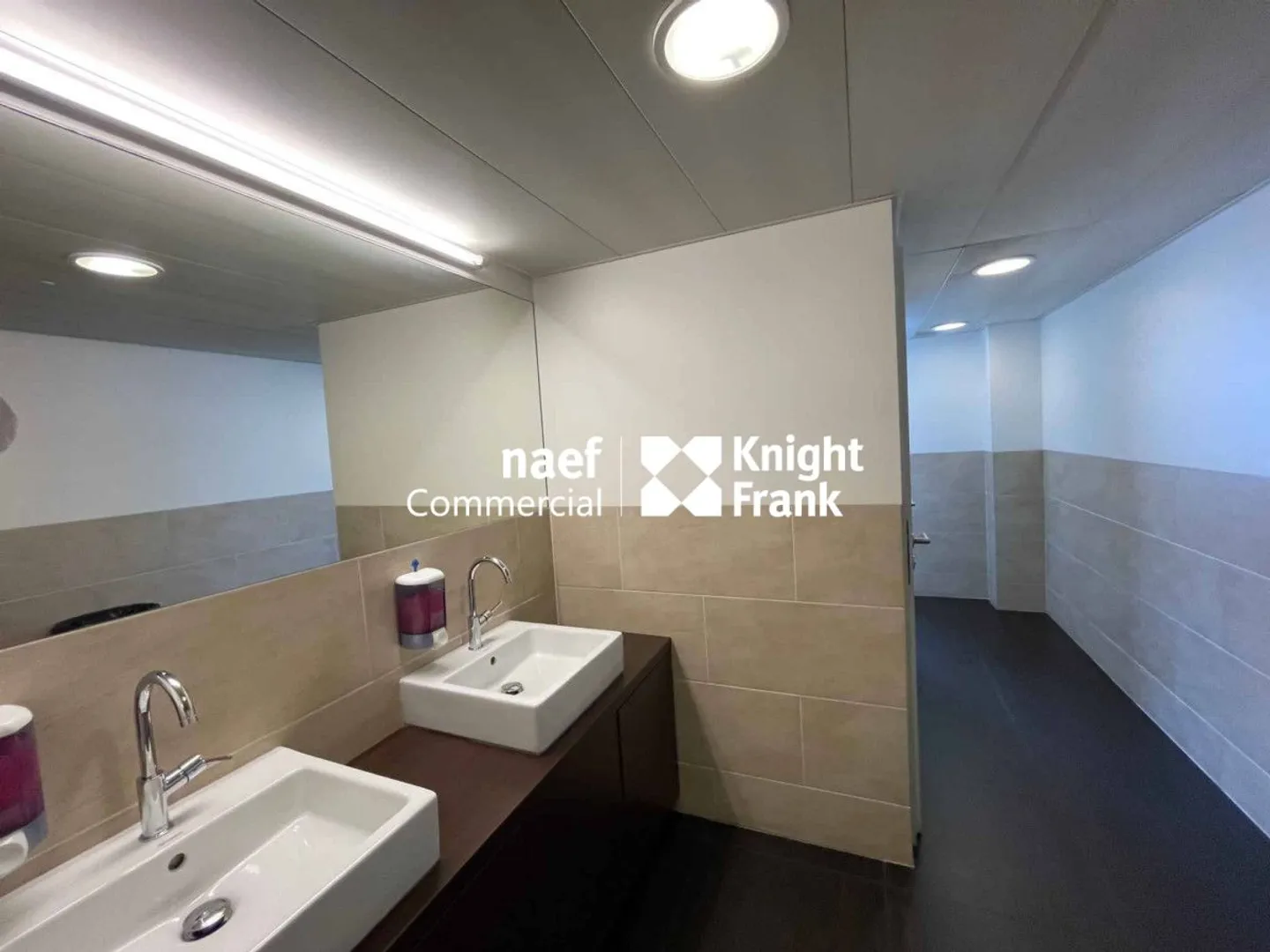 Rue de Lausanne - Bureaux de 1280 m² - Photo 10 sur 11