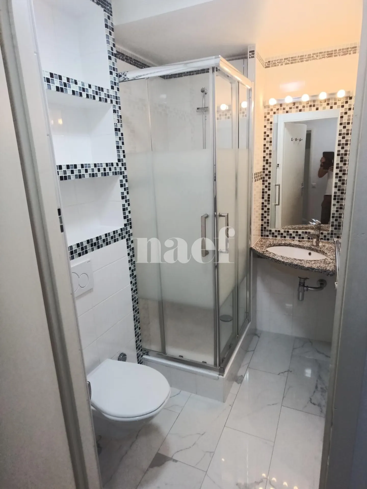 4-room apartment near Parc Bertrand - Photo 7 of 9