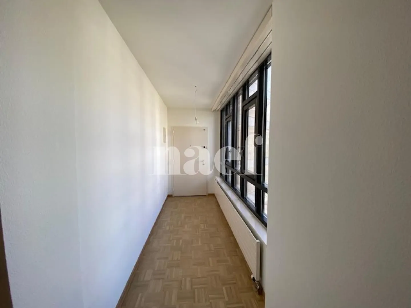Appartamento 5 locali con grande balcone a Carouge - Foto 2 di 11