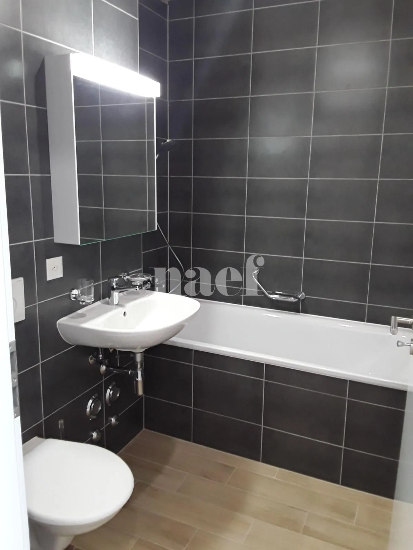 6-Zimmer-Wohnung - Foto 9 von 11