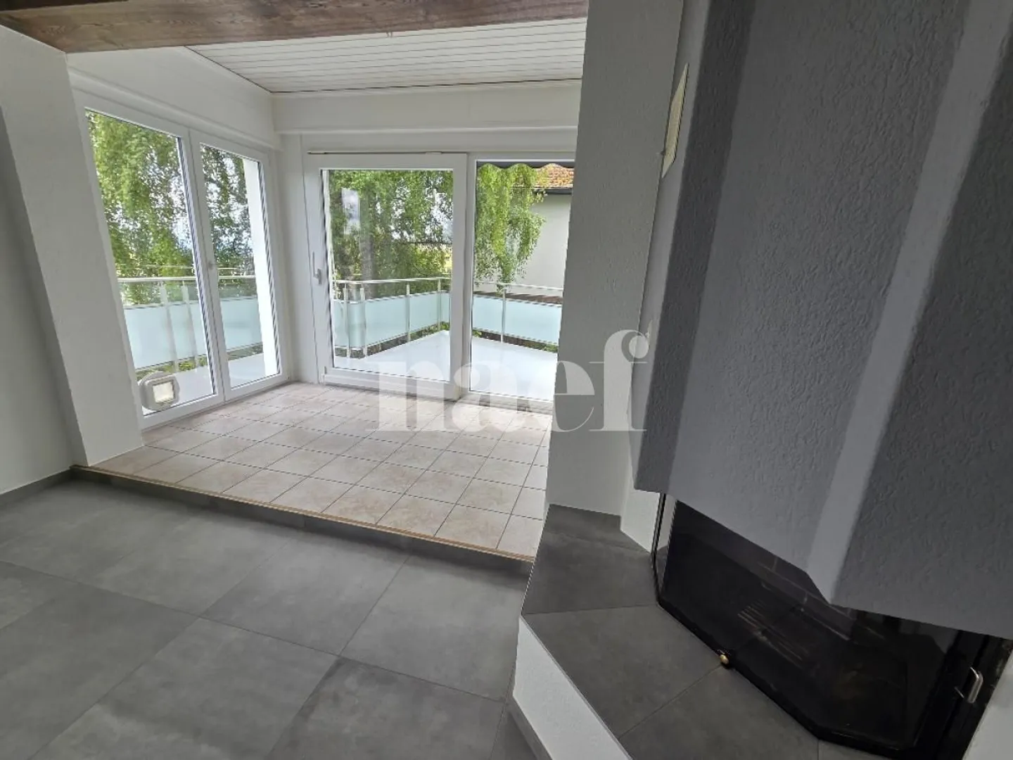 Charmantes 3,5-Zimmer-Haus mit Terrasse, Garten und atemberaubendem Blick - Les Geneveys-sur-Coffrane (Val-de-Ruz) - Foto 5 von 12